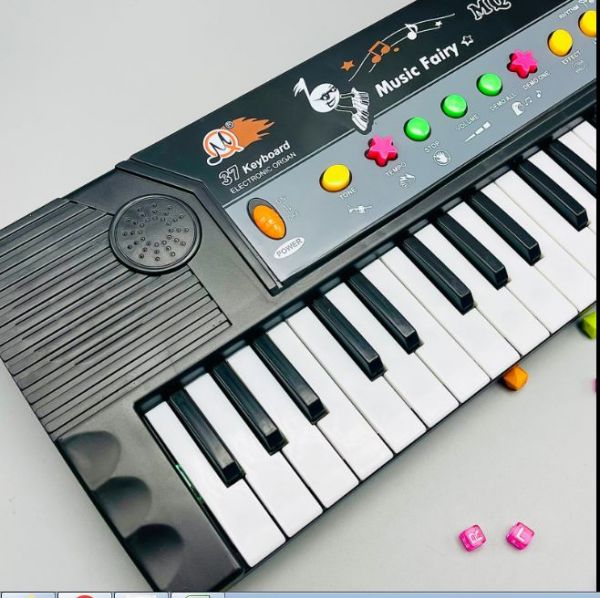 Piano 37 Keys Electronic Keyboard with Microphone MQ-3701